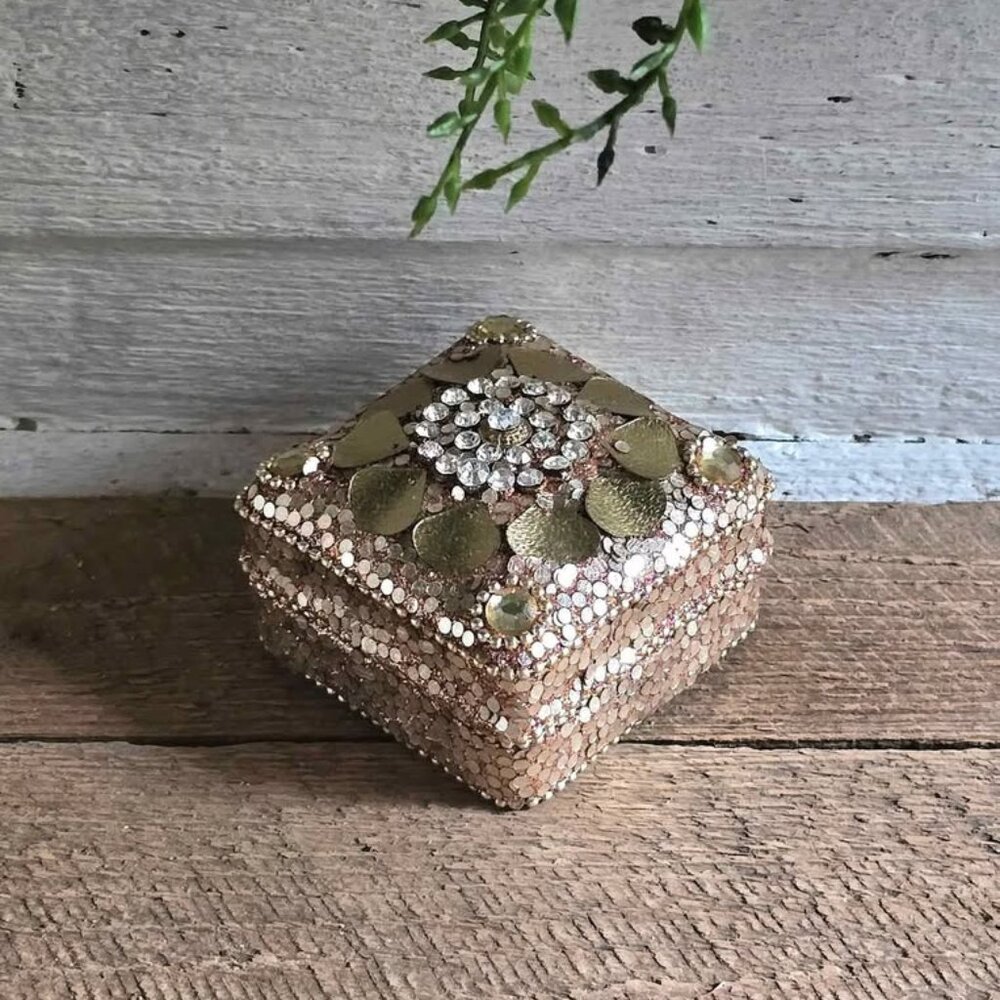 Vintage Beaded Gold Jewlry Box Tin Ring Earring Necklace Bling Storage Container